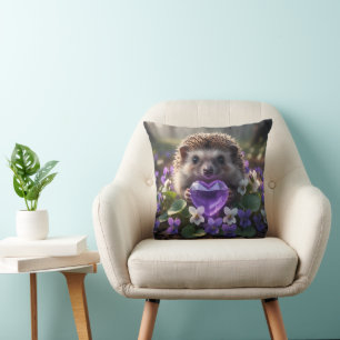 Coussin Hérisson mignon de février avec cœur d'améthyste