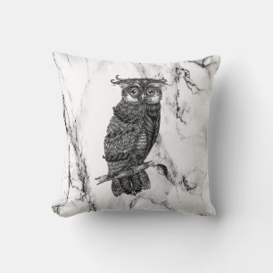 Coussin Hibou camouflé sur marbre