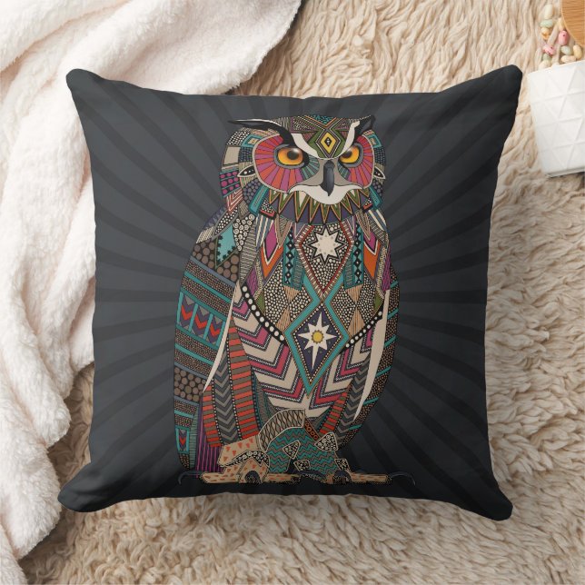 Coussin hibou grand-duc sombre (Couverture)