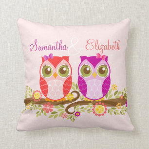 Coussin Hiboux roses et pourpres de fille - carreau fait