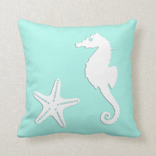 Coussin Hippocampe et étoiles de mer - blanc sur l'aqua
