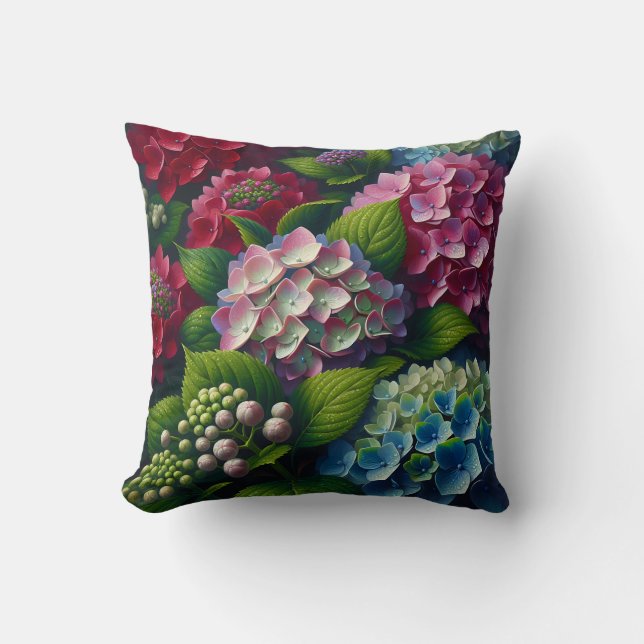 Coussin "Hydrangea Harmony : Elégance Dew Kissed" (Recto)