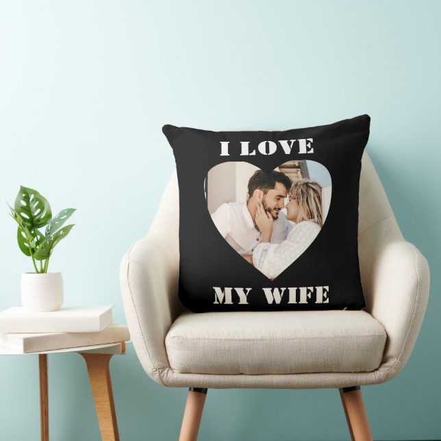 Coussin I Love My Wife Heart Custom Personalized Photo  (Chaise)