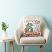 Coussin I Survived 67 Days of School Funny 67 Teachers Stu (Chaise)