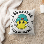 Coussin I Survived 67 Days of School Teachers Students Six (Couverture)