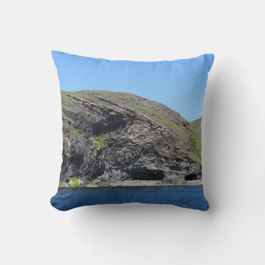 Coussin Illusion Fantastique de Dragon sur la Falaise d'Éc (Recto)