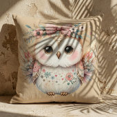Coussin Illustration de chouette kawaii boho