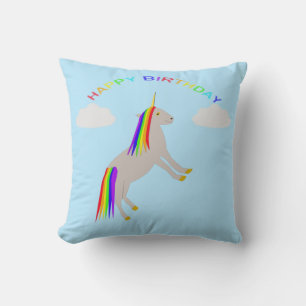 Coussin Imaginaire Anniversaire Unicorne Arc en ciel et nu