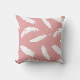 Coussin Impression en plumes blanches sur coque rose