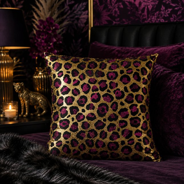 Coussin Imprimé animalier léopard doré et bordeaux (Créateur téléchargé)
