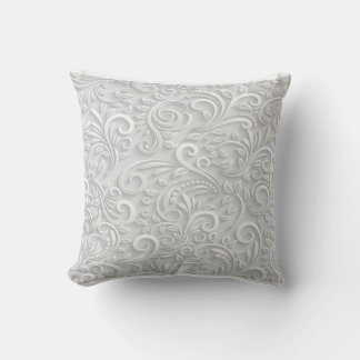 Coussin imprimé de fleurs blanches