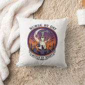Coussin Infirmière d'Halloween de jour_1 (Couverture)