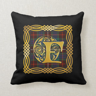 Coussin Initiale antique du tartan F de Fraser de clan