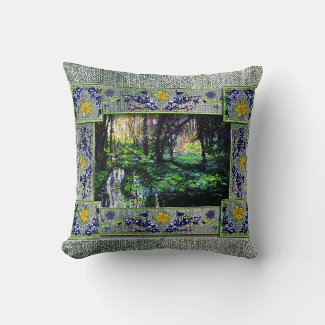 Coussin Into the Woods par Alexandra Cook (Recto)