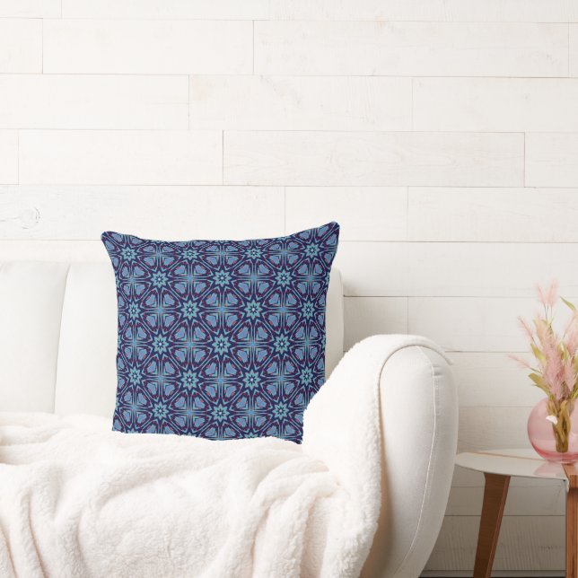Coussin Intricate Symmetrical Star Pattern in Teal and Dee (Canapé)