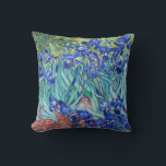 Coussin Irises Vincent van Gogh<br><div class="desc">Irises (1889) Vincent van Gogh. Un beau paysage estival. Les iris bleus fleurissent dans un lit fleuri dans un jardin verdoyant. Reproduction d'oeuvres d'art célèbres dans le domaine public.</div>