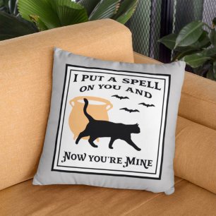 Coussin J'ai Jeté un Sortilège sur Vous Chat Noir d'Hallow