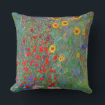 Coussin Jardin agricole de Gustav Klimt avec tournesols<br><div class="desc">Jardin agricole de Gustav Klimt avec oreiller à projectile de tournesol.</div>
