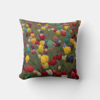 Coussin Jardin français de Monet à Giverny Tulips No. 1