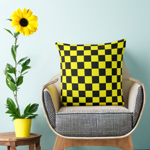 Coussin Jaune à carreaux noir des années 80