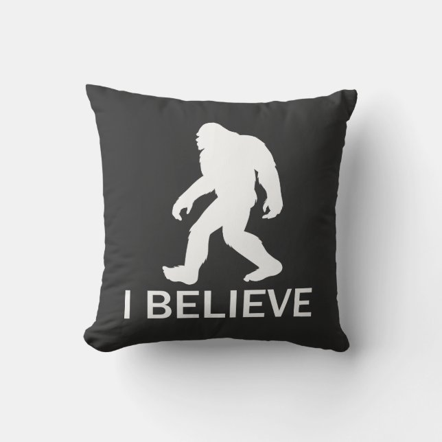 Coussin Je crois en Bigfoot (Recto)