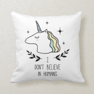 Coussin Je ne crois pas chez l'homme