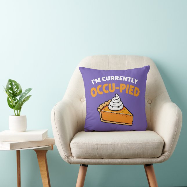 Coussin Je suis actuellement occupée (Chaise)