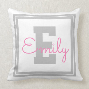 Coussin Joli nom encadré & monogramme Gris clair & Rose
