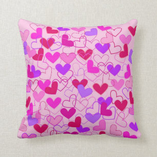 Coussin Jolie fille rose violet et Motif de coeur rouge
