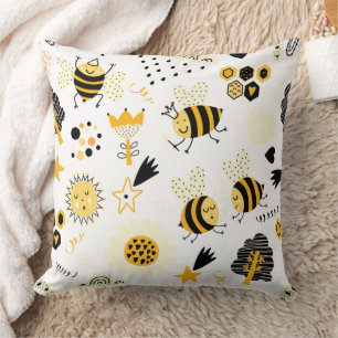 Coussin Jolie Nourrice Abeille et Arc-en-Ciel