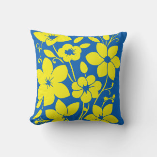 Coussin Jolies fleurs en azur et jaune