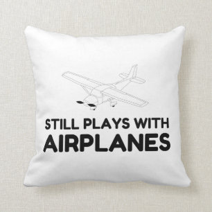 COUSSIN JOUEZ AVEC DES AVIONS