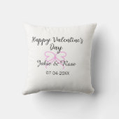 Coussin Joyeuse Saint-Valentin cœur rose ruban nom date st (Verso)