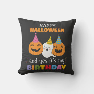 Coussin Joyeux Halloween et oui c'est mon anniversaire