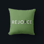 Coussin Joyeux Noël vert et blanc moderne<br><div class="desc">Une façon moderne de décorer pour les vacances ! Ce coussin de Noël dit tout avec le mot "réjouissez". Moderne et élégant. Le côté avant de la couleur arrière - plan coussin est personnalisable.</div>