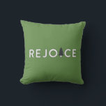 Coussin Joyeux Noël vert et blanc moderne<br><div class="desc">Une façon moderne de décorer pour les vacances ! Ce coussin de Noël dit tout avec le mot "réjouissez". Moderne et élégant. Le côté avant de la couleur arrière - plan coussin est personnalisable.</div>