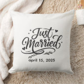 Coussin Just Married Decorative Throw Pillow with Wedding  (Couverture)