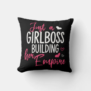 Coussin Juste une patronne qui construit son empire femmes