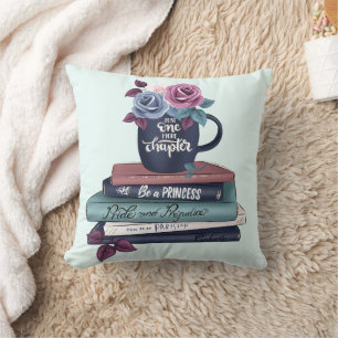 Coussin Juste une pile de chapitres de plus de livres