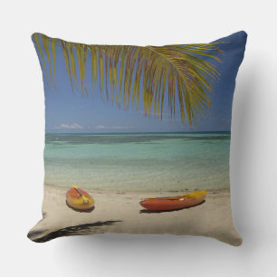 Coussin Kayaks sur la plage, Plantation Island Resort