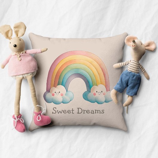 Coussin Kids Whimsical Pastel Rainbow in Clouds