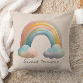 Coussin Kids Whimsical Pastel Rainbow in Clouds (Couverture)