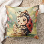Coussin La coccinelle et le royaume caché du nectar.9 (Couverture)
