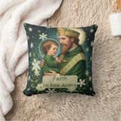 Coussin La Foi dans Ses Bras Saint Patrick avec l'Enfant J (Couverture)