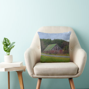 Coussin La grange un jour nuageux