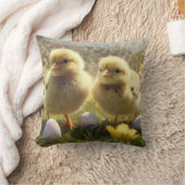 Coussin La joie du printemps - Adorables poussins joyeuses (Couverture)