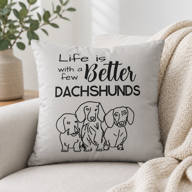 Coussin La vie est meilleure avec quelques doodles de Dach (Créateur téléchargé)