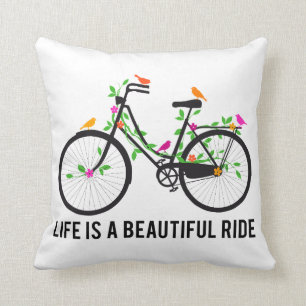 Coussin La vie est un beau tour, bicyclette vintage
