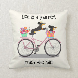 Coussin La vie est un voyage à bicyclette pour les Doxys 