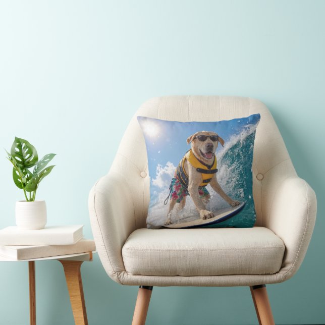 Coussin Labrador Retriever faisant du surf (Chaise)
